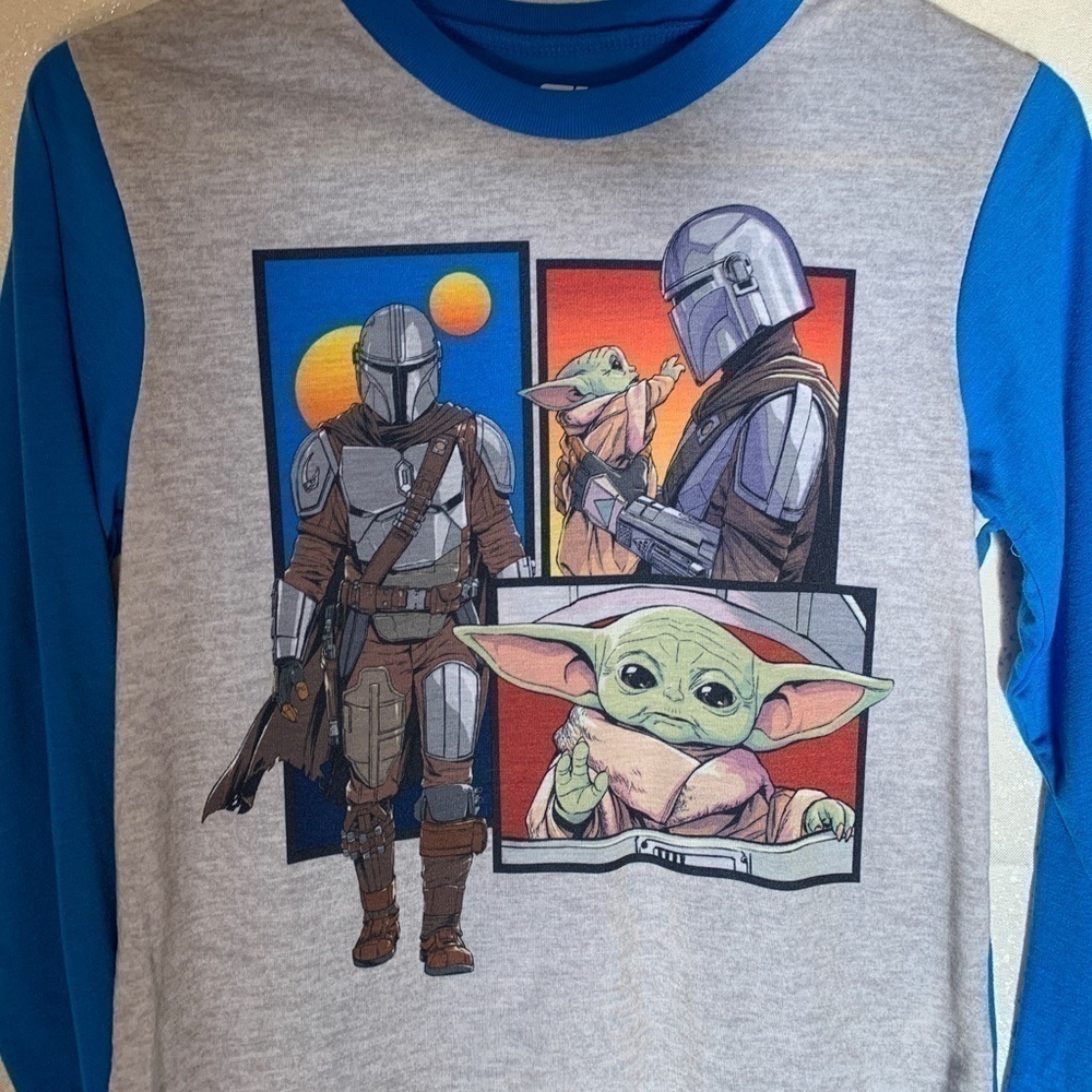 3/$35❤️Boys STAR WARS size 10 longsleeve top